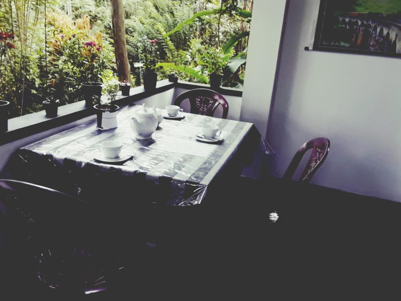 Enthral View Homestay เอลลา ภายนอก รูปภาพ